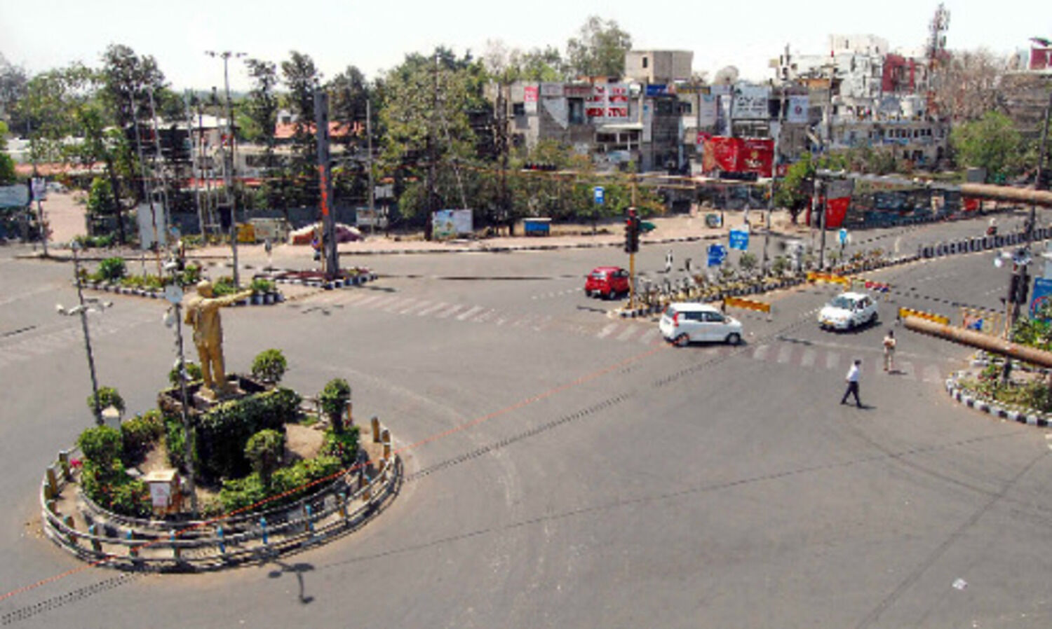 Corona curfew extended in Uttar Pradesh till May 17