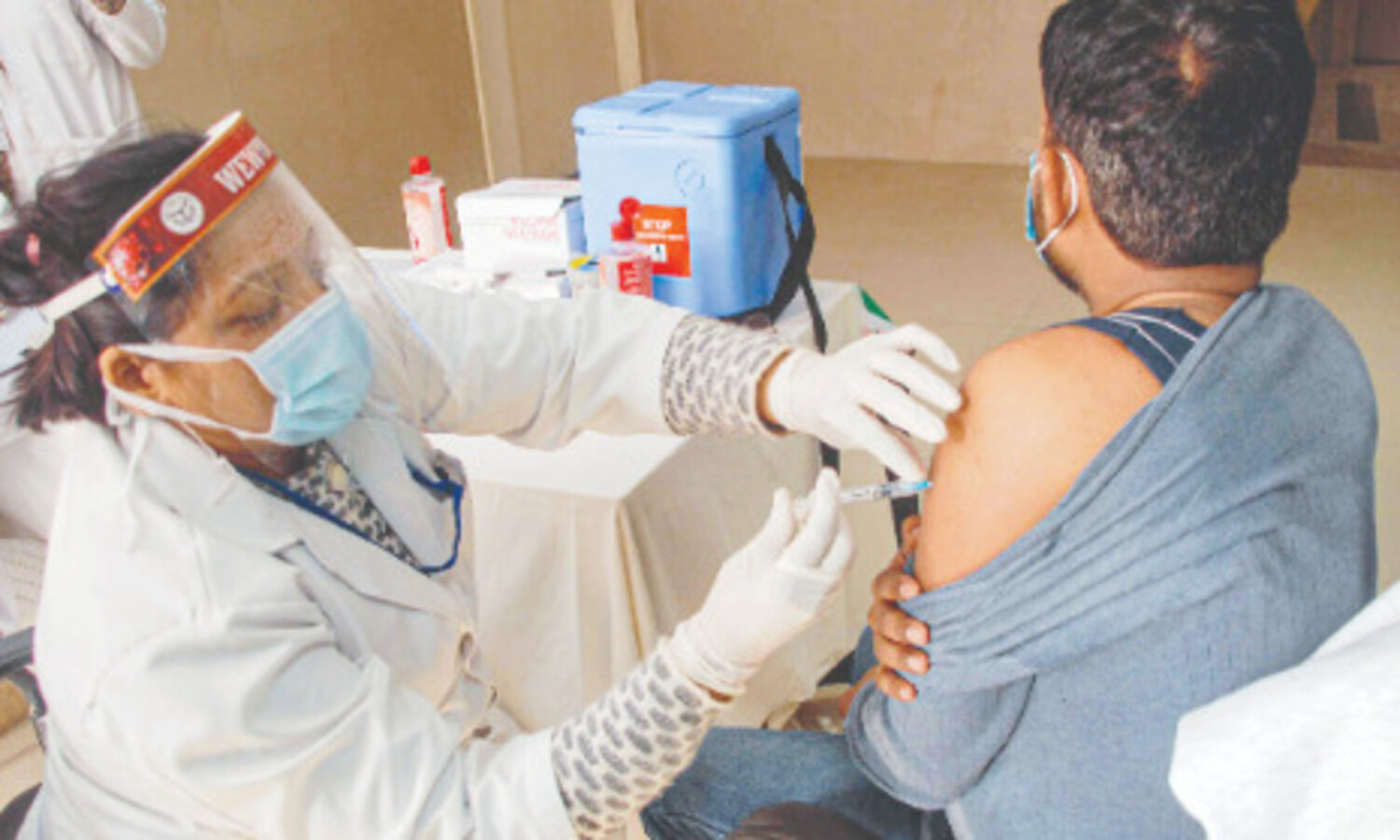 Ktaka, AP, Telangana too go for global tender of vaccine