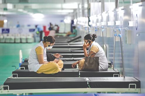 500 ICU beds near GTB delayed; Dwarka hosp ready but no admissions 500 ICU beds near GTB delayed; Dwarka hosp ready but no admissions