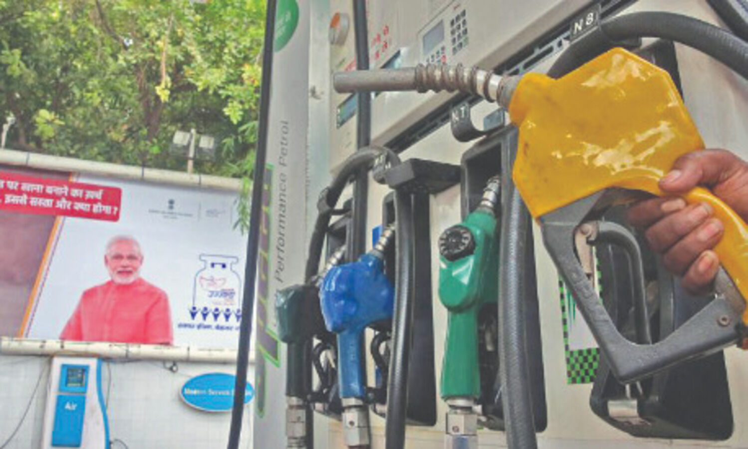 Sena slams Centre over fuel price hike