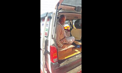 Ggm: Amid a week-long wait for Covid results, Hajipur villagers dying at home Ggm: Amid a week-long wait for Covid results, Hajipur villagers dying at home