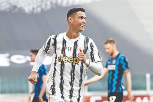 Juventus beat Inter to keep alive CL bid, Atalanta qualifies