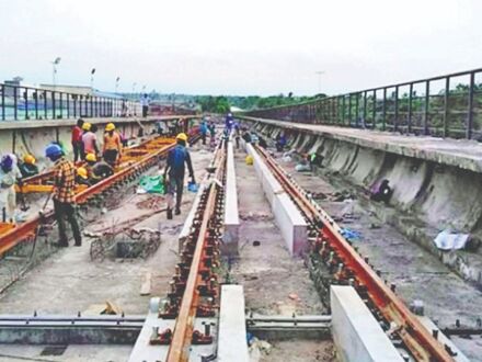 Work begins for installing 3rd rail in Joka-BBD Bag Metro corridor Work begins for installing 3rd rail in Joka-BBD Bag Metro corridor