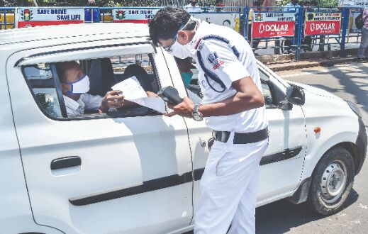 Covid curbs: Police across state crack down on violators Covid curbs: Police across state crack down on violators