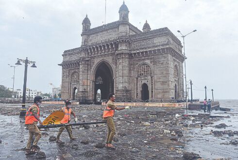 Cyclone Tauktae leaves at least 21 dead in Gujarat, Maharashtra
