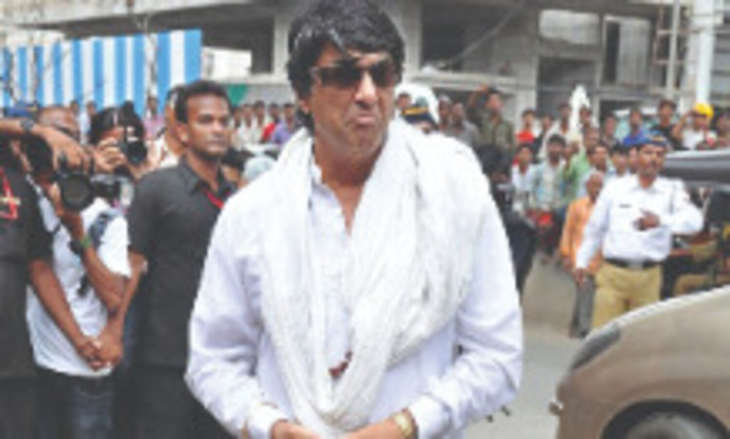 Mukesh blasts culprits spreading death rumours
