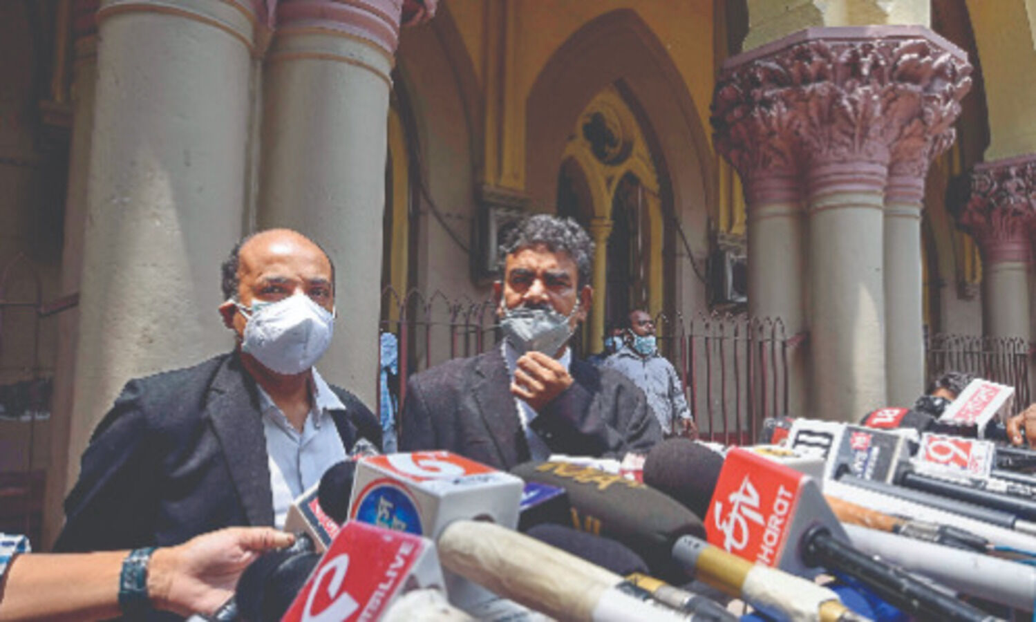 Narada case: Cal HC puts 4 leaders under house arrest