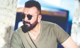 Sanjay pays tribute to father on 16th death anniversary Sanjay pays tribute to father on 16th death anniversary