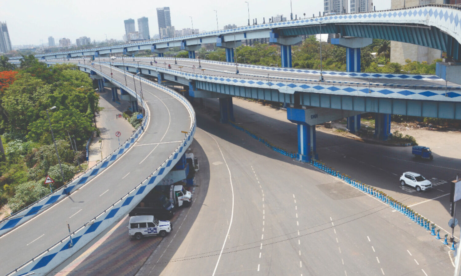 Post Yaas, flyovers in city reopened