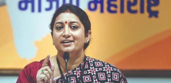 Smriti Irani visits Amethi, takes stock of virus arrangements Smriti Irani visits Amethi, takes stock of virus arrangements