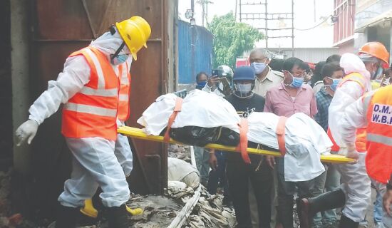 New Barrackpore fire: 4 charred bodies recovered New Barrackpore fire: 4 charred bodies recovered