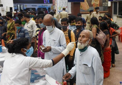 India records single-day spike of 1.65 lakh COVID-19 cases, lowest in 46 days