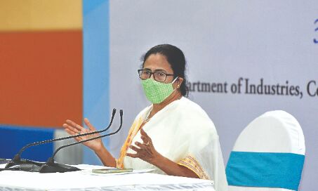Bengal allows eateries to open for three hours with vaccinated staff Bengal allows eateries to open for three hours with vaccinated staff