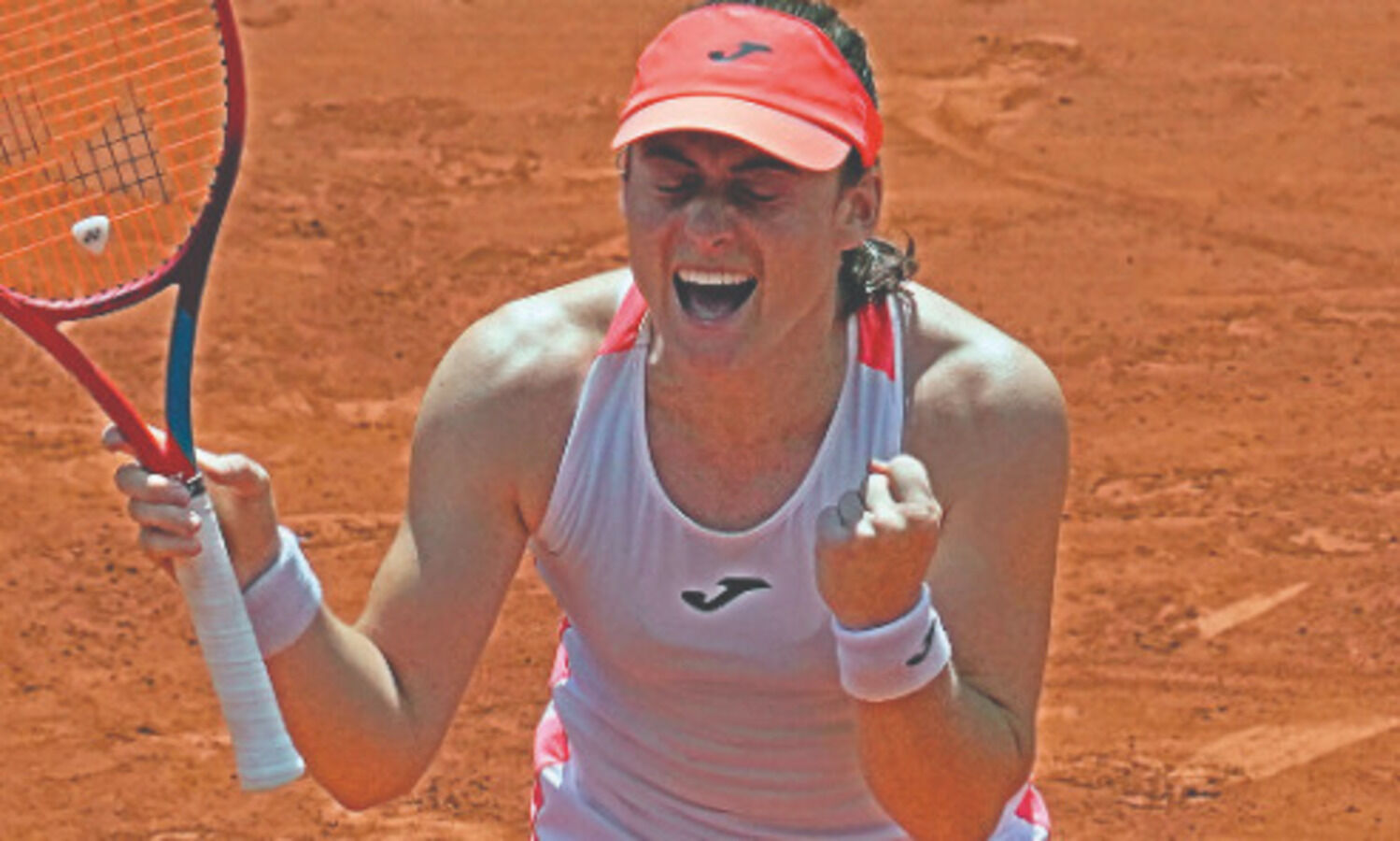 Unseeded Tamara Zidansek reaches semis at French Open