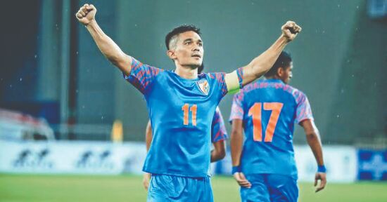 Chhetri overtakes Messi, one goal away from entering all-time top-10 Chhetri overtakes Messi, one goal away from entering all-time top-10