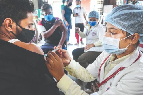 Orders for 25 crore Covishield doses, 19 cr Covaxin jabs placed Orders for 25 crore Covishield doses, 19 cr Covaxin jabs placed