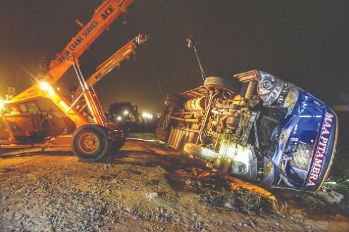 Kanpur road accident: Death toll climbs to 18 Kanpur road accident: Death toll climbs to 18