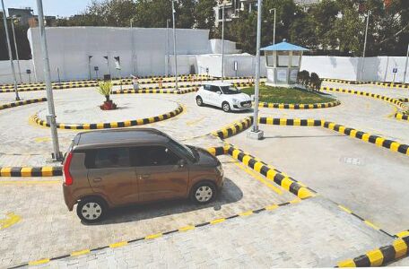 Now, simulators, dedicated test track must for accredited driver training centres Now, simulators, dedicated test track must for accredited driver training centres