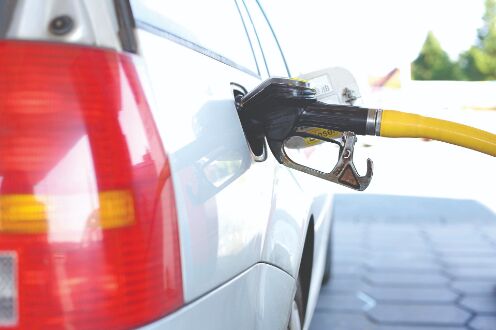 Diesel breaches Rs 100 mark; petrol an all-time high of Rs 96.12/l in Delhi