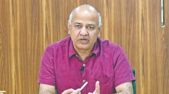 Cong seeks SC-monitored probe as Raut, Sisodia ask Trust to explain Cong seeks SC-monitored probe as Raut, Sisodia ask Trust to explain