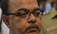 Kolkata ex-mayor visits senior TMC leaders home, fuels speculation over move