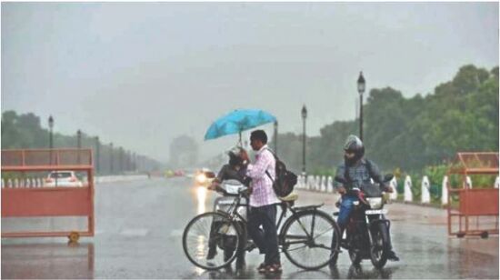 Delhi may have to wait longer for monsoon Delhi may have to wait longer for monsoon