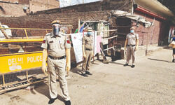 Over 1K transferees stuck despite orders Over 1K transferees stuck despite orders