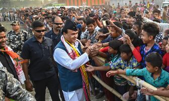 Aim at vaccinating 3 lakh people daily from Monday: Assam CM