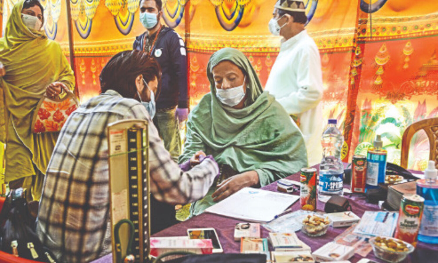 Cant pay Rs 4 lakh ex-gratia to Covid victims: Centre to SC