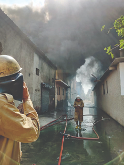 4 workers feared trapped in rubble 4 workers feared trapped in rubble