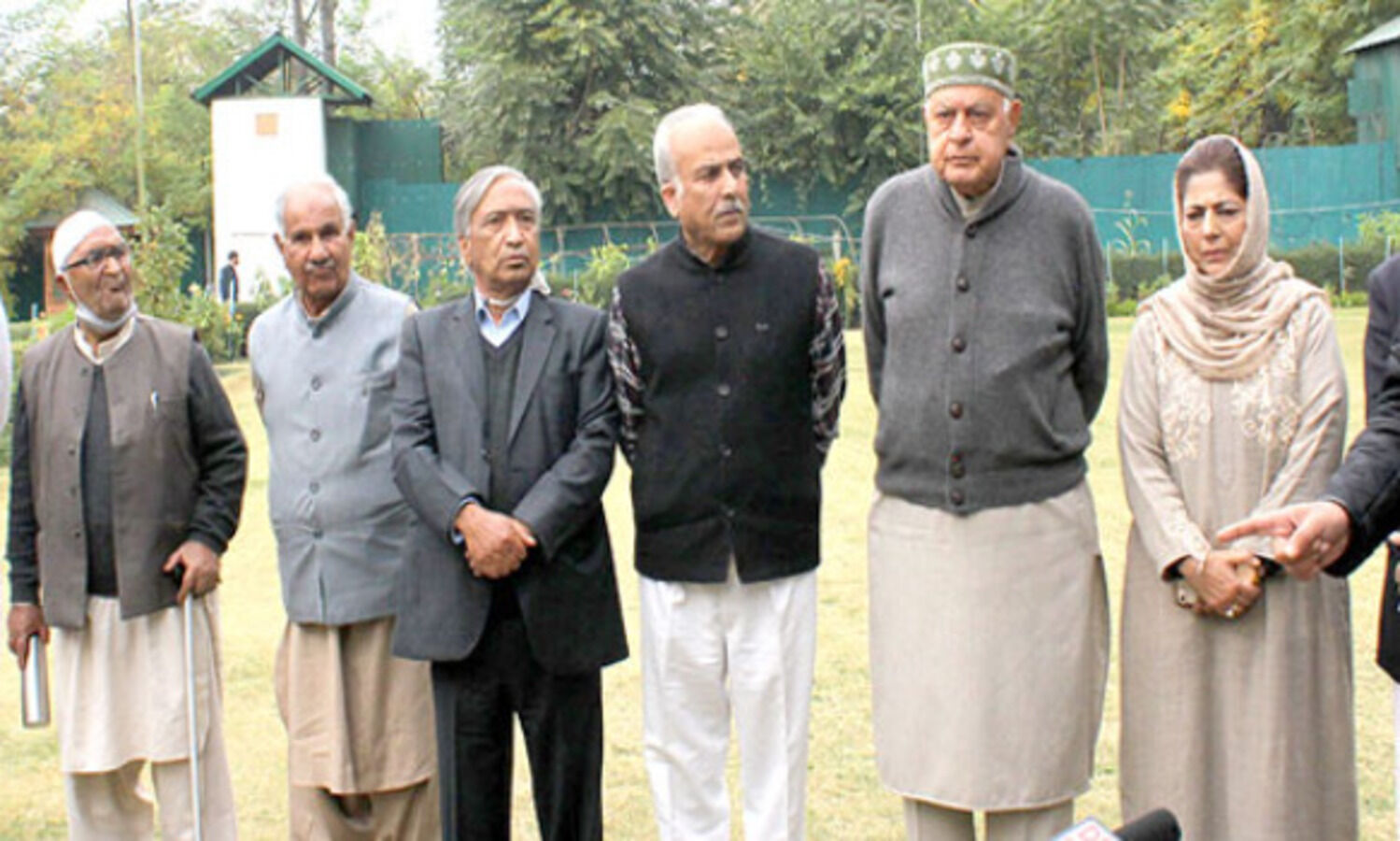 J&Ks Gupkar alliance and Congress to attend Centres all-party meeting