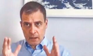Govt should vaccinate on war footing: Rahul Gandhi Govt should vaccinate on war footing: Rahul Gandhi