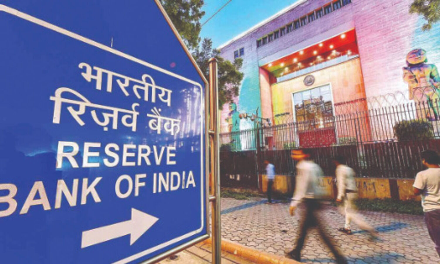 RBI: Q3 household savings moderated to 8.2% of GDP