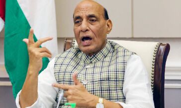 Rajnath Singh begins visit to Karwar naval base, Kochi Rajnath Singh begins visit to Karwar naval base, Kochi