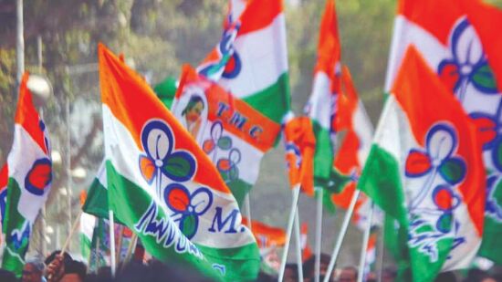 Over 400 BJP workers join Trinamool Congress Over 400 BJP workers join Trinamool Congress