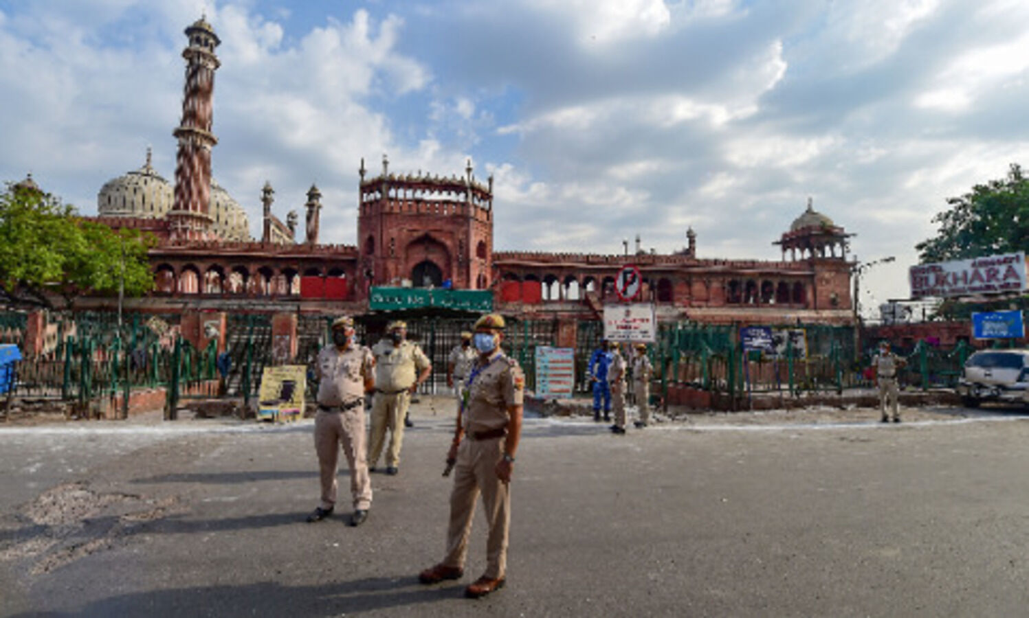 Hot and humid morning in Delhi