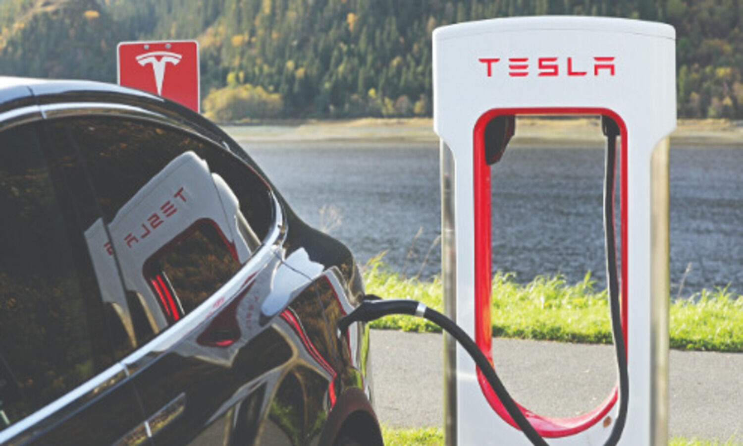 Tesla to recall 285,000 cars in China, fix cruise control
