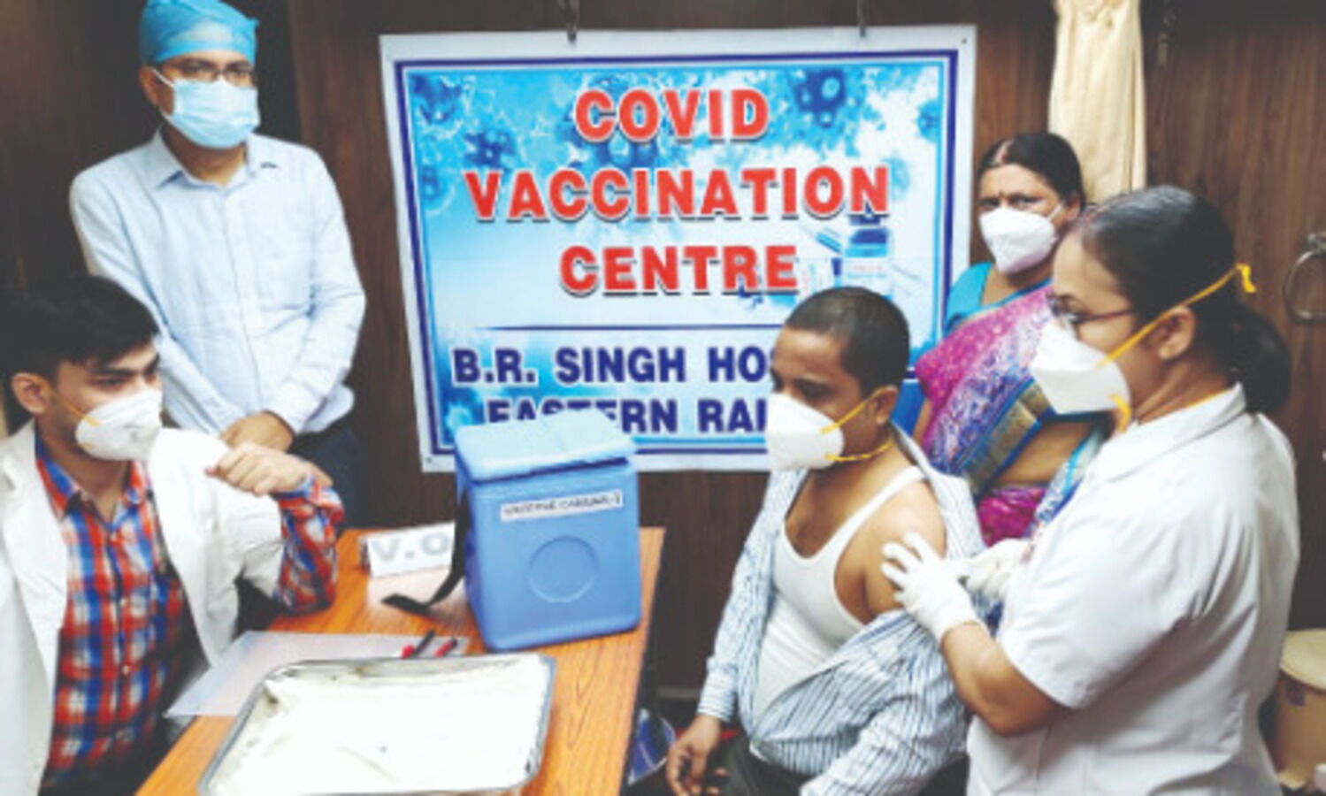 Single-day Covid infections drop to 1,761; at least 32 dead in a day