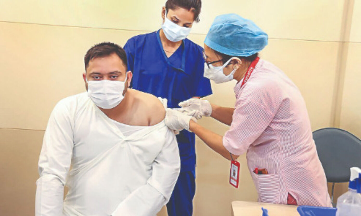 Tejashwi, Tej Pratap take Sputnik shots; face NDA taunts over choosing foreign brand