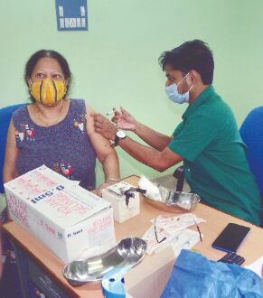 Now, KMC-run health units to have separate Covid Vaccination Centre numbers Now, KMC-run health units to have separate Covid Vaccination Centre numbers