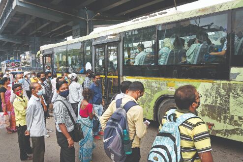 Govt runs full fleet of about 4K buses; only 3% of private ones hit city roads Govt runs full fleet of about 4K buses; only 3% of private ones hit city roads