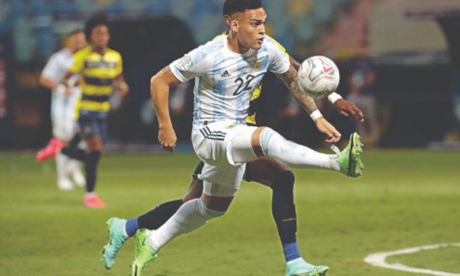 Argentina beat Ecuador at Copa, to play Colombia in semi-final