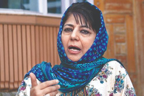 Mehbooba Mufti seeks L-G Manoj Sinhas intervention Mehbooba Mufti seeks L-G Manoj Sinhas intervention