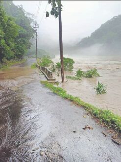 Rains trigger landslides, Teesta water-level crosses danger mark Rains trigger landslides, Teesta water-level crosses danger mark