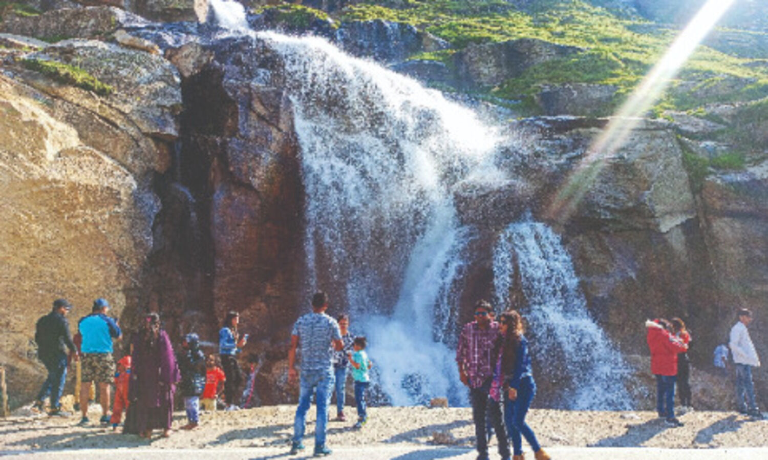 Heat wave conditions relent in North India, monsoon in sight