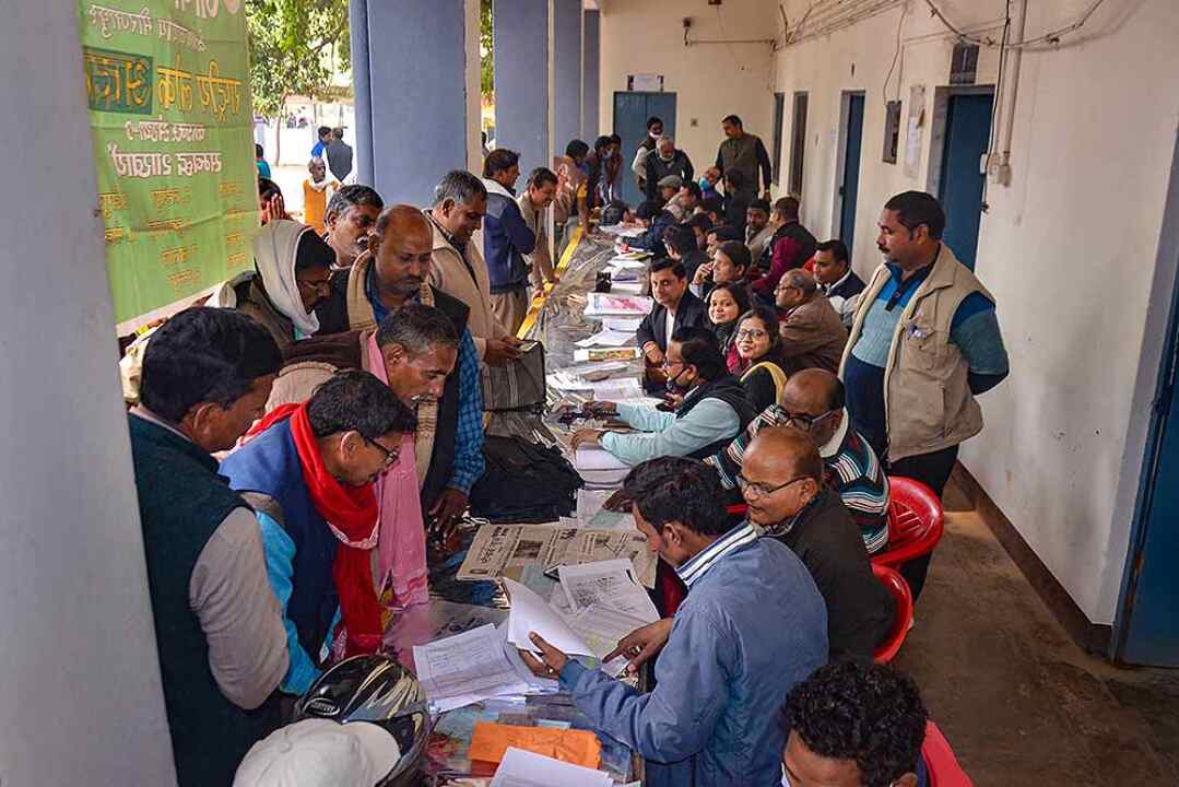 More than 10 thousand cases resolved in National Lok Adalat More than 10 thousand cases resolved in National Lok Adalat