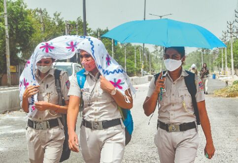 After another dry weekend,  IMD predicts rain for today