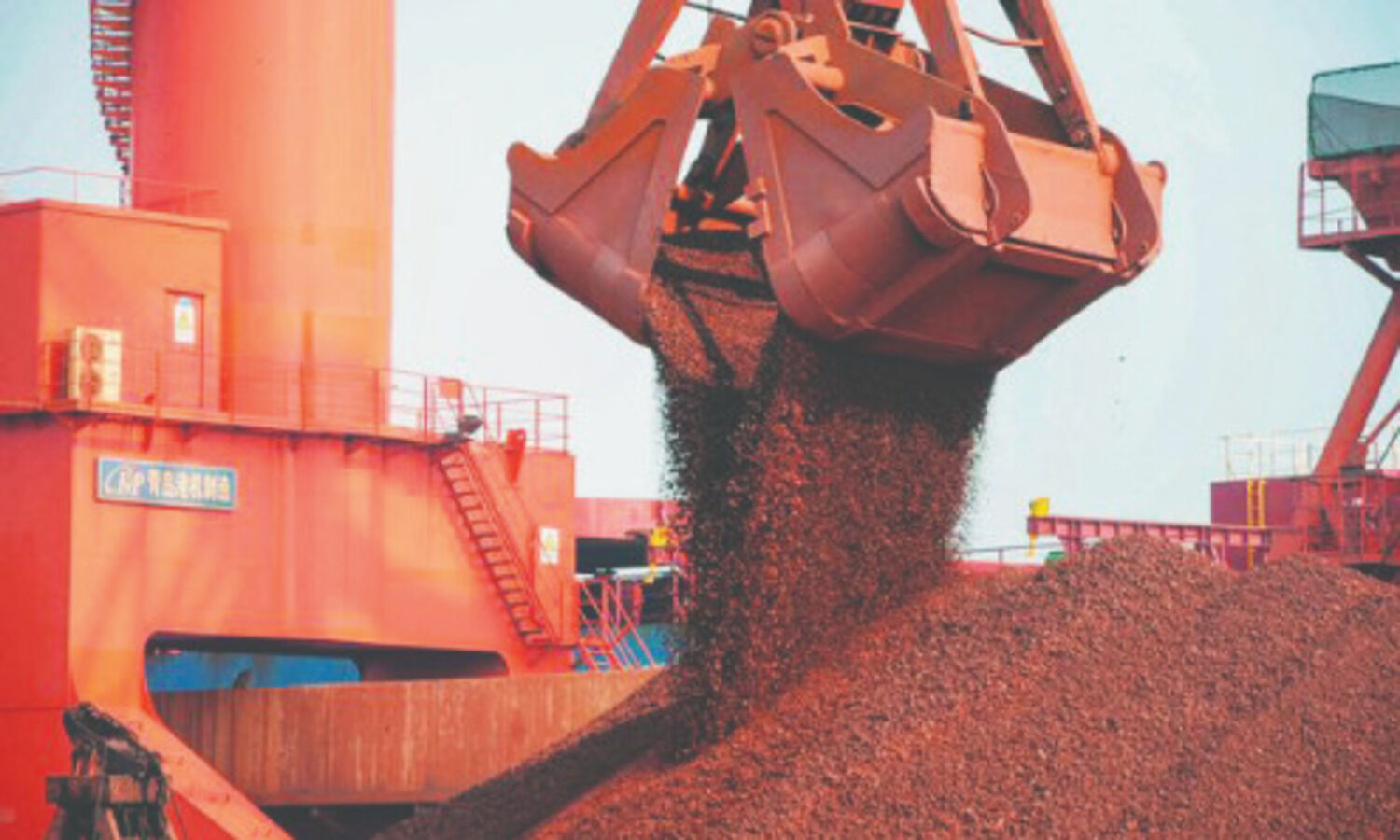 NMDC cuts prices of lump ore, fines by `200 per tonne each