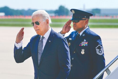 Biden backs Trump rejection of Chinas South China Sea claim