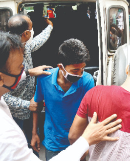 Hawker helped 3 suspected terrorists get room on rent, reveals probe